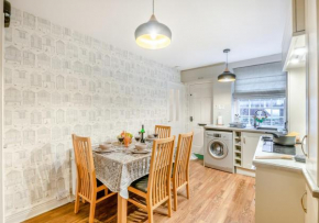 Sea Salt Cottage